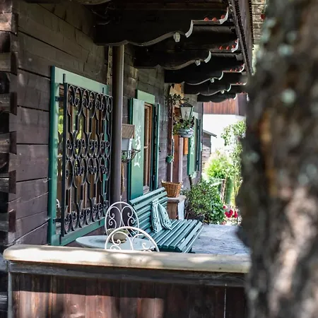 Alpenrelax Haus Weidmannsheil Wohnen Im Romantischen Forsthaus Lejlighed *