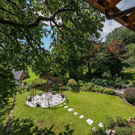 Alpenrelax Haus Weidmannsheil Wohnen Im Romantischen Forsthaus 公寓 *