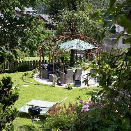 Alpenrelax Haus Weidmannsheil Wohnen Im Romantischen Forsthaus Werfen