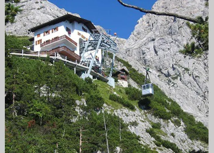 Alpenrelax Haus Weidmannsheil Wohnen Im Romantischen Forsthaus Apartman Werfen