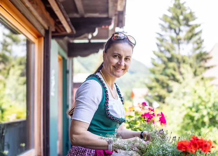 Apartman Alpenrelax Haus Weidmannsheil Wohnen Im Romantischen Forsthaus Werfen