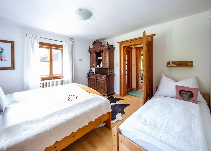 Alpenrelax Haus Weidmannsheil Wohnen Im Romantischen Forsthaus Apartman